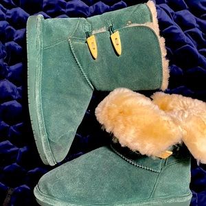 Green Bearpaw Boots